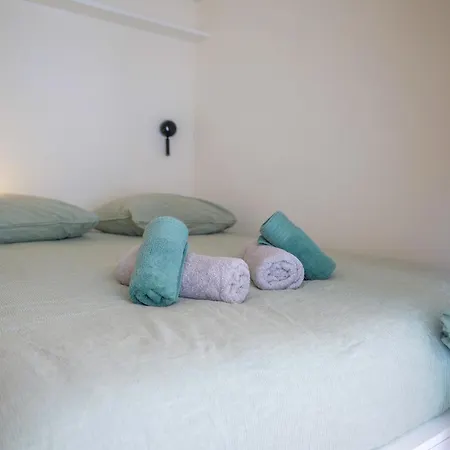 Superbe Vue Entièrement Rénové - 4 Personnes Appartement