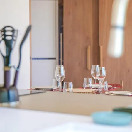 Superbe Vue Entièrement Rénové - 4 Personnes Appartement