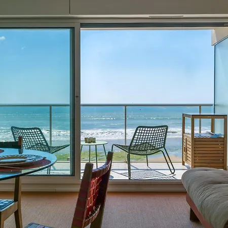 Superbe Vue Entierement Renove - 4 Personnes דירה *